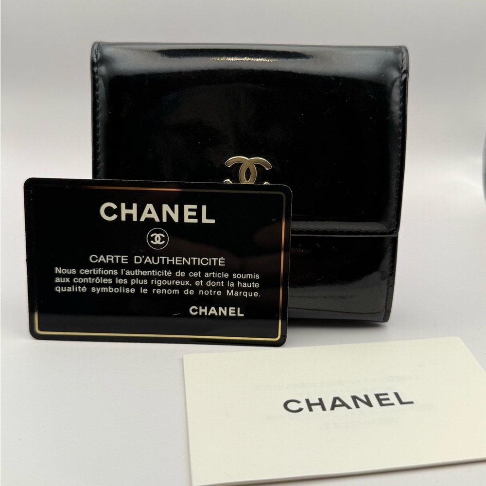 Chanel Patent Compact Wallet Double Hook Coco Mark Black